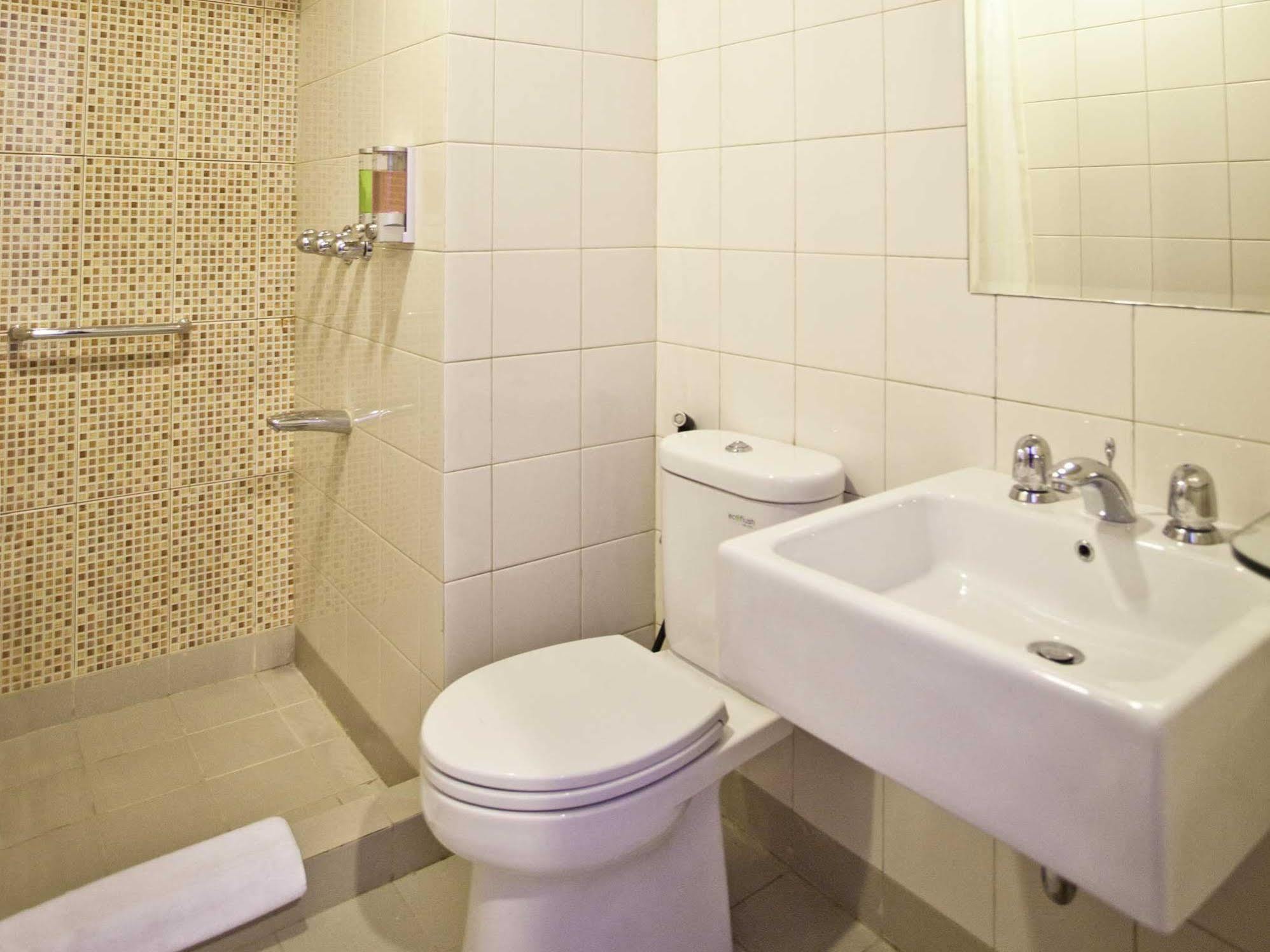 Legian Amaris Hotel Dewi Sri - Bali מראה חיצוני תמונה